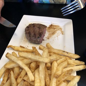 Grand River Brewery - Jackson - Brewer's steak and fries - American Near Me - Jackson, Michigan