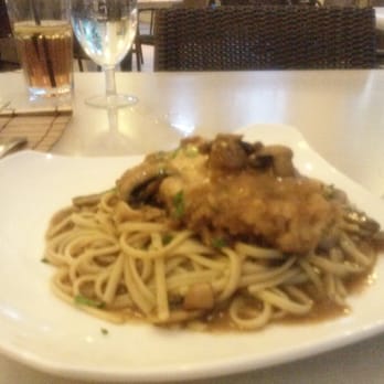 Cafe Julia - Chicken marsala. - Cafes Near Me - Honolulu, Hawaii