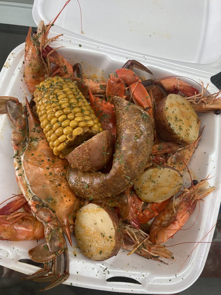 L&L FRESH SEAFOOD MARKET Updated September 2024 3112 Loyola Dr