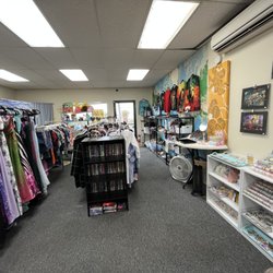 Big Island Thrift Shop