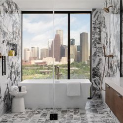 Thompson Houston - Bathroom