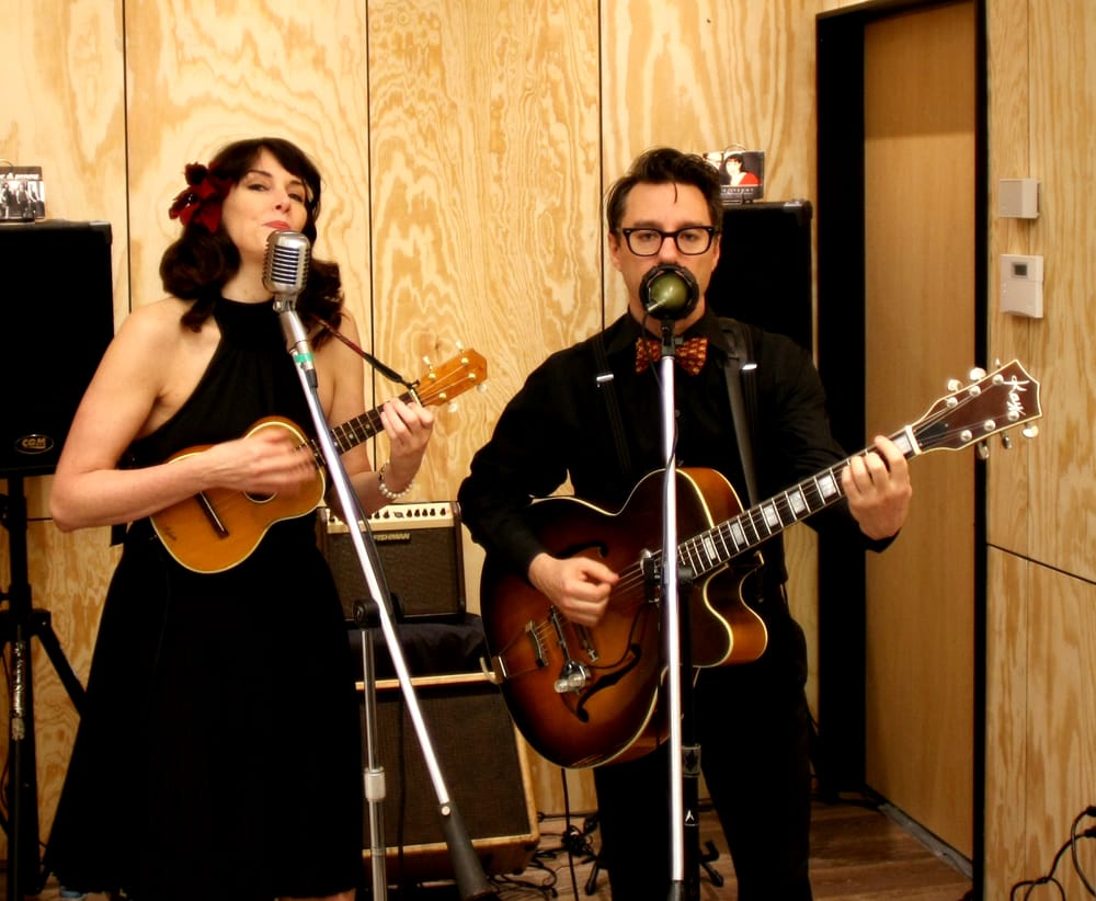 BARTON PERREIRA Updated September 2024 319 E 55th St, Kansas City