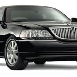 American Sedan - Black Lincoln Town Car for Airport and Corporate Transportation in DC-VA-MD