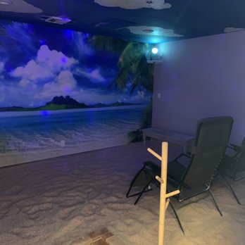Holistic Halo Salt Spa - Salt room - Massage Near Me - North Royalton, Ohio