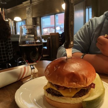 Au Cheval - Single Cheeseburger with Bacon and a Root Beer - Bars Near Me - Chicago, Illinois Au Cheval - Single Cheeseburger with Bacon and a Root Beer - Bars Near Me - Chicago, Illinois