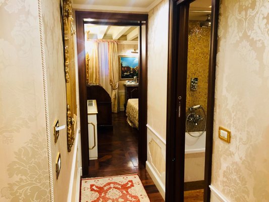 Canal Grande Hotel by null