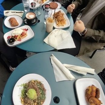 Shy Bird - Breakfast power bowl, half chicken, waffle, chocolate croissant, caffe au lait, chicken and waffle, hash brown, chai latte, burger and fries - Cocktail Bars Near Me - Cambridge, Massachusetts