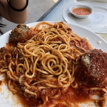 Frali Gourmet - Spaghetti and meatballs - Grocery Near Me - Savannah, Georgia Frali Gourmet - Spaghetti and meatballs - Grocery Near Me - Savannah, Georgia