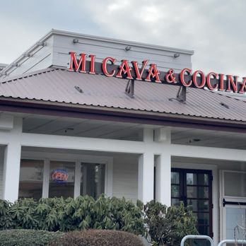 Mi Cava & Cocina - Out side - Seafood Near Me - Portland, Oregon