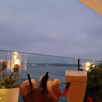 Schooners Monterey - Clam chowder, Bloody Mary and Beer - Seafood Near Me - Monterey, California Schooners Monterey - Clam chowder, Bloody Mary and Beer - Seafood Near Me - Monterey, California