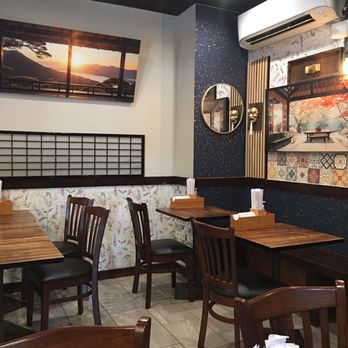 Isshindo Ramen - inside Isshindo Ramen - Ramen Near Me - Allston, Massachusetts