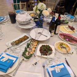 De Luxe Banquet Hall