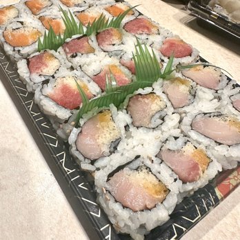 YA’s sushi AND RAMEN - Spicy Maki Combo - Ramen Near Me - Abington, Massachusetts YA’s sushi AND RAMEN - Spicy Maki Combo - Ramen Near Me - Abington, Massachusetts