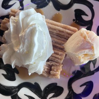 Kalaveras - Churro Sandwich - Breakfast & Brunch Near Me - Newport Beach, California
