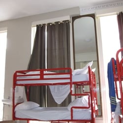 Astor Museum Inn - This is one of the biggest room in hostel so opt for 12-bed-room