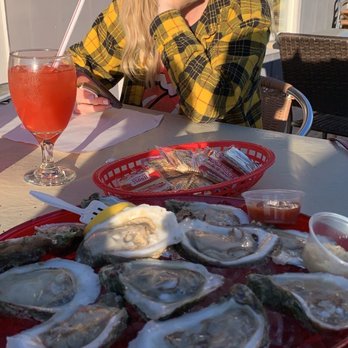 The Flying Harpoon 2 - Raw oysters - Seafood Near Me - Orange Beach, Alabama The Flying Harpoon 2 - Raw oysters - Seafood Near Me - Orange Beach, Alabama