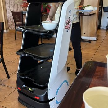 Pho Ga Hai Van - Robot that delivers your meal - Vietnamese Near Me - Westminster, California