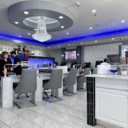King Nails and Spa