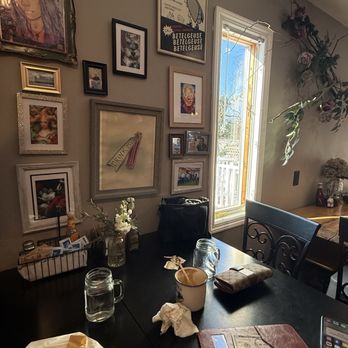 Brunch Sayville - Sitting area - Desserts Near Me - Sayville, New York Brunch Sayville - Sitting area - Desserts Near Me - Sayville, New York
