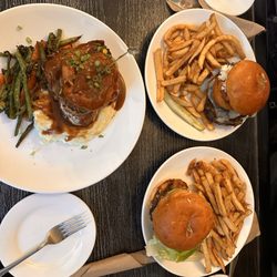 Cheshire Cat Pub - Food