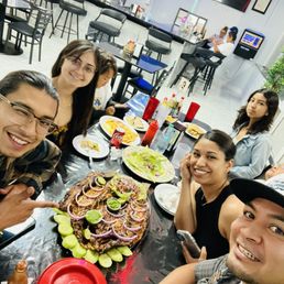 Zarandeado aguachile