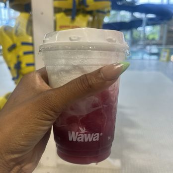 Wawa - Refresher with foam - Gas Stations Near Me - Suitland, Maryland