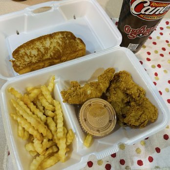 Raising Cane's Chicken Fingers - Fast Food Near Me - Indianapolis, Indiana