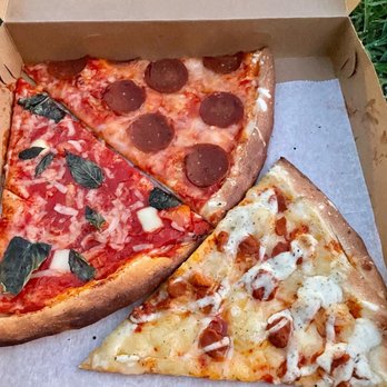 Artistic Pizza - all vegan slices: Pepperoni, Margherita, Buffalo chicken - Pizza Near Me - New York, New York Artistic Pizza - all vegan slices: Pepperoni, Margherita, Buffalo chicken - Pizza Near Me - New York, New York