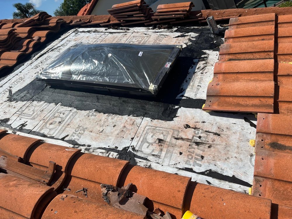 Slide of Cruz Roofing Repair
