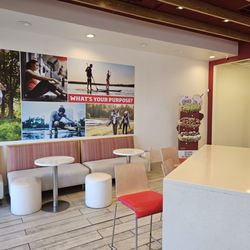 Smoothie King - Entering