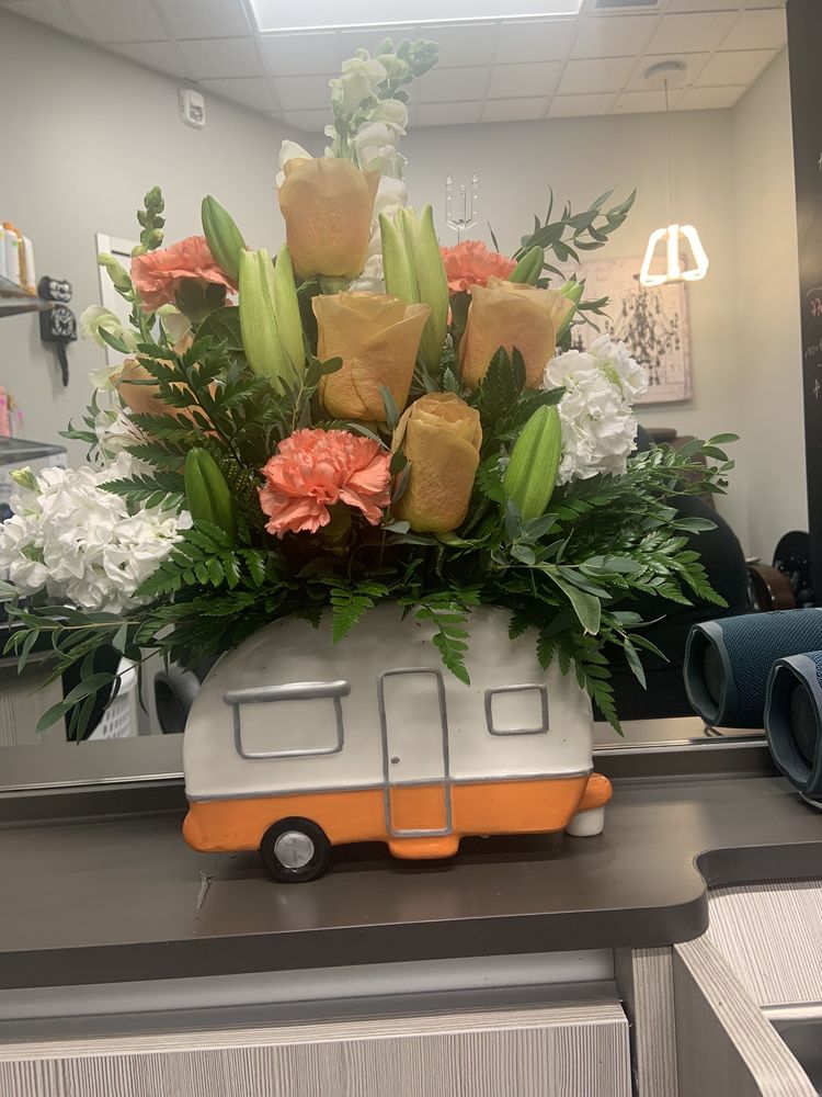 HAPPINESS IS FLOWERS & GIFTS Updated August 2024 83 Photos & 32