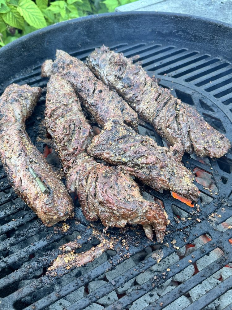 Ellengee Market Logo