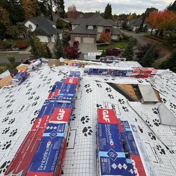 Trenick Roofing - Materials On-Site, Ready to Go
GAF Timberline HDZ shingles and premium Tiger Paw underlayment staged and ready. - Roofing Near Me - Brush Prairie, Washington Trenick Roofing - Materials On-Site, Ready to Go
GAF Timberline HDZ shingles and premium Tiger Paw underlayment staged and ready. - Roofing Near Me - Brush Prairie, Washington