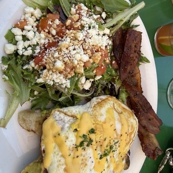 Leeland House - Leeland Benedict - Breakfast & Brunch Near Me - Houston, Texas