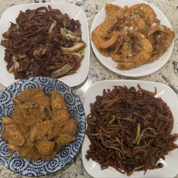 Bamboo Cafe - Top left: Malaysian Dark Noodles, Salted Egg Pepper Shrimp, Clay Pot Rice Noodles and Malaysian Curry Chicken - Chinese Near Me - Glendale, Arizona