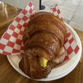 Crust Baking Company - Croissant with eggs and ham - Bakeries Near Me - Richmond Hill, Ontario