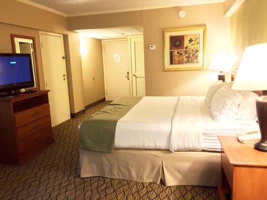 Holiday Inn Clark - Newark Area by IHG by null