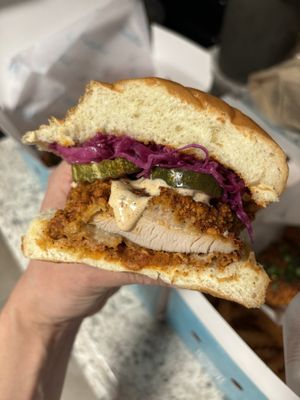 Pretty Bird Hot Chicken, Midvale by null