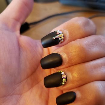 Malibu Nail Spa - Acrylics after a full month of growth. No lifting, no chips, all gems still on - Nail Salons Near Me - Valencia, California Malibu Nail Spa - Acrylics after a full month of growth. No lifting, no chips, all gems still on - Nail Salons Near Me - Valencia, California