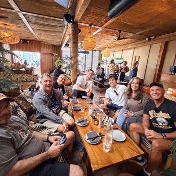 Belles Beach House - Family - Tiki Bars Near Me - Venice, California