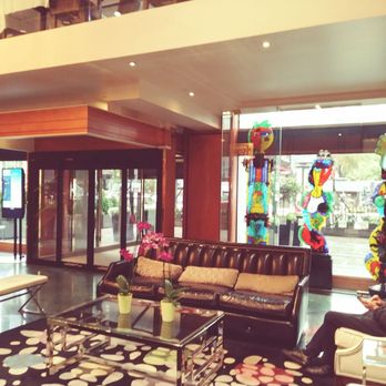 Hotel Le Cantlie - Hotels Near Me - Montreal, Quebec Hotel Le Cantlie - Hotels Near Me - Montreal, Quebec