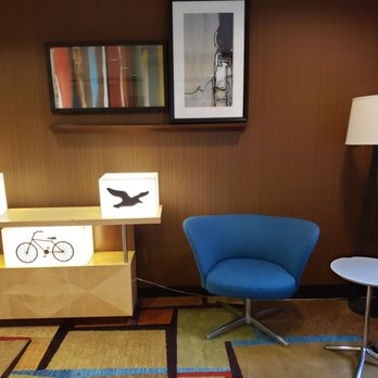 Fairfield - Cute little sitting area - Hotels Near Me - Kingsland, Georgia