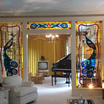 Graceland - The living room - Museums Near Me - Memphis, Tennessee