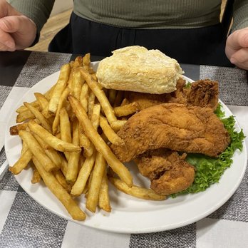 Farmhouse Restaurant - American Near Me - Branson, Missouri Farmhouse Restaurant - American Near Me - Branson, Missouri
