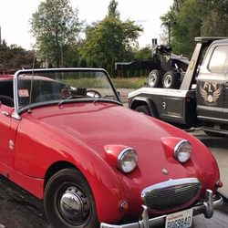 Fly Towing - Flatbed Towing service in SeaTac, WA