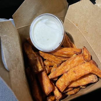 Kickin KAsian - Sweet Potato Fries (Inferno) $7.50 pricey for a smol box of fries but the spice packs a punch and mom-approved - Seafood Near Me - Northridge, California