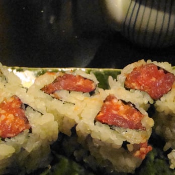 Kanda Sushi - Spicy Tuna Roll - Sushi Bars Near Me - Thousand Oaks, California