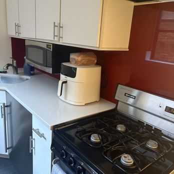 ER Cleaning Services - Home Cleaning Near Me - Chicago, Illinois ER Cleaning Services - Home Cleaning Near Me - Chicago, Illinois