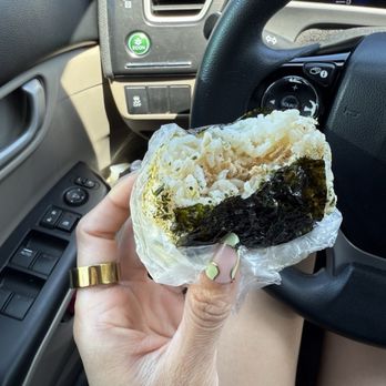 Junbi Matcha & Tea - Salmon rice ball - Bubble Tea Near Me - Livermore, California Junbi Matcha & Tea - Salmon rice ball - Bubble Tea Near Me - Livermore, California