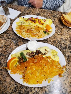 Cottage Cafe & Fireside Lounge by null